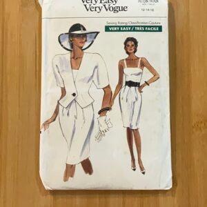Vintage Very Easy Very Vogue 7475 Pattern Misses’/Misses’ Petite Jacket & Dress